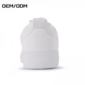 China New Product Custom Clogs Women Lightweight Summer Beach Sandals Casual Unisex EVA Garden Lady Shoes